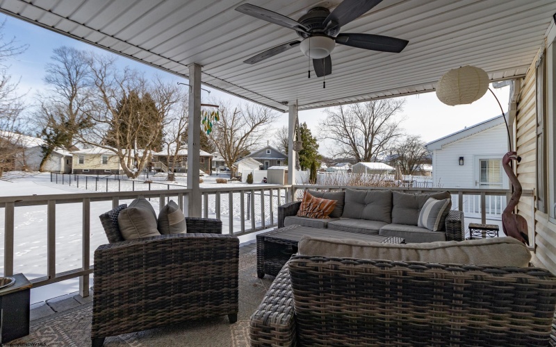 222 Johnson Avenue, Bridgeport, West Virginia 26330, 4 Bedrooms Bedrooms, 6 Rooms Rooms,2 BathroomsBathrooms,Single Family Detached,For Sale,Johnson,10163266