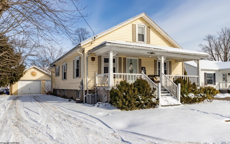 222 Johnson Avenue, Bridgeport, West Virginia 26330, 4 Bedrooms Bedrooms, 6 Rooms Rooms,2 BathroomsBathrooms,Single Family Detached,For Sale,Johnson,10163266