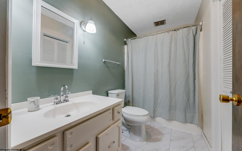 499 West Run Road, Morgantown, West Virginia 26508, 4 Bedrooms Bedrooms, 9 Rooms Rooms,2 BathroomsBathrooms,Single Family Detached,For Sale,West Run,10163284