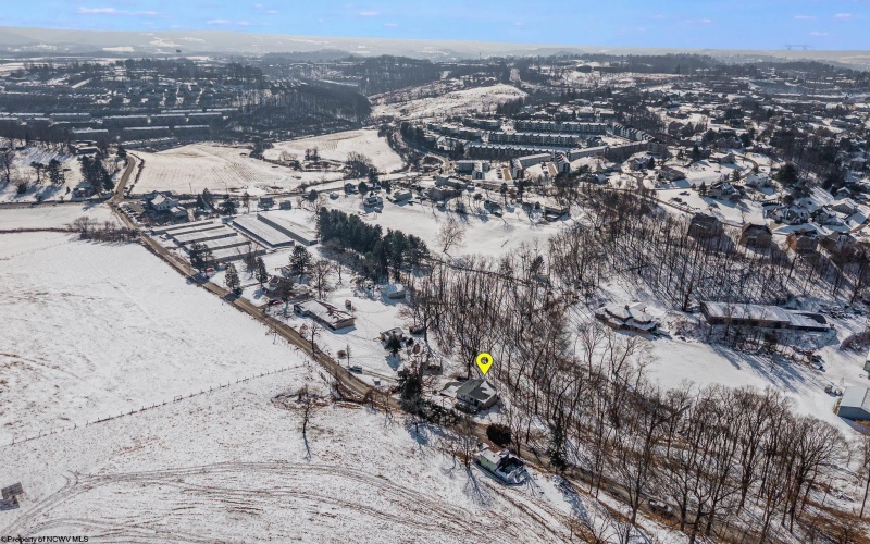 499 West Run Road, Morgantown, West Virginia 26508, 4 Bedrooms Bedrooms, 9 Rooms Rooms,2 BathroomsBathrooms,Single Family Detached,For Sale,West Run,10163284