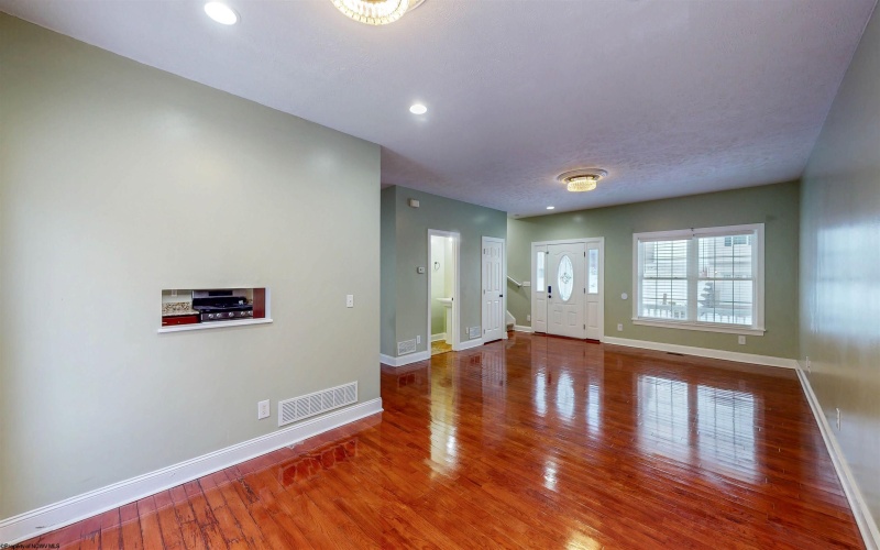 310 Hidden Point Trail, Morgantown, West Virginia 26508, 3 Bedrooms Bedrooms, 6 Rooms Rooms,3 BathroomsBathrooms,Single Family Detached,For Sale,Hidden Point,10163285