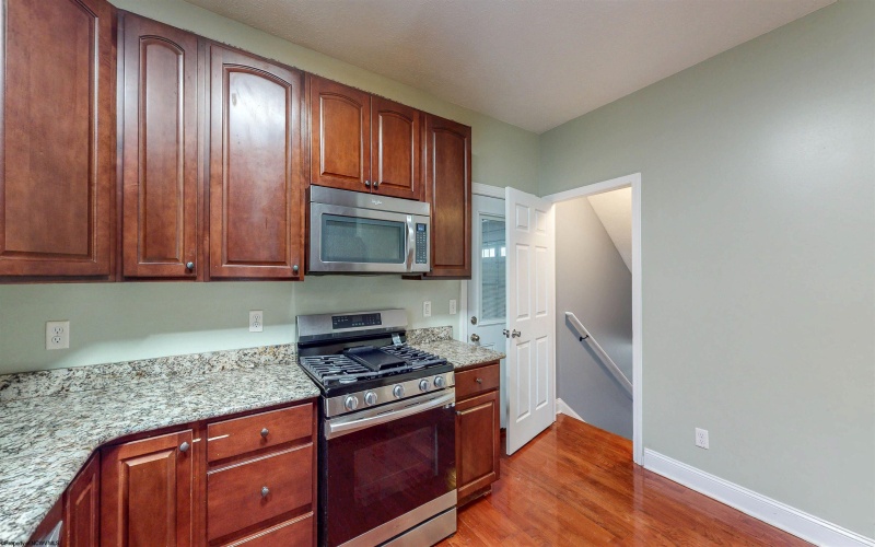 310 Hidden Point Trail, Morgantown, West Virginia 26508, 3 Bedrooms Bedrooms, 6 Rooms Rooms,3 BathroomsBathrooms,Single Family Detached,For Sale,Hidden Point,10163285