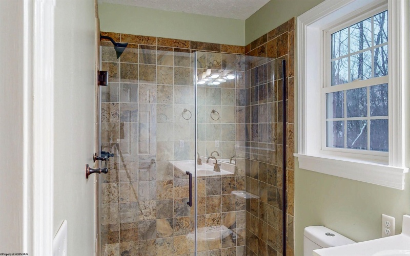 310 Hidden Point Trail, Morgantown, West Virginia 26508, 3 Bedrooms Bedrooms, 6 Rooms Rooms,3 BathroomsBathrooms,Single Family Detached,For Sale,Hidden Point,10163285