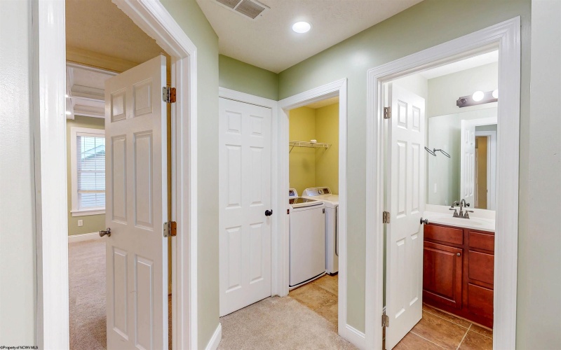 310 Hidden Point Trail, Morgantown, West Virginia 26508, 3 Bedrooms Bedrooms, 6 Rooms Rooms,3 BathroomsBathrooms,Single Family Detached,For Sale,Hidden Point,10163285