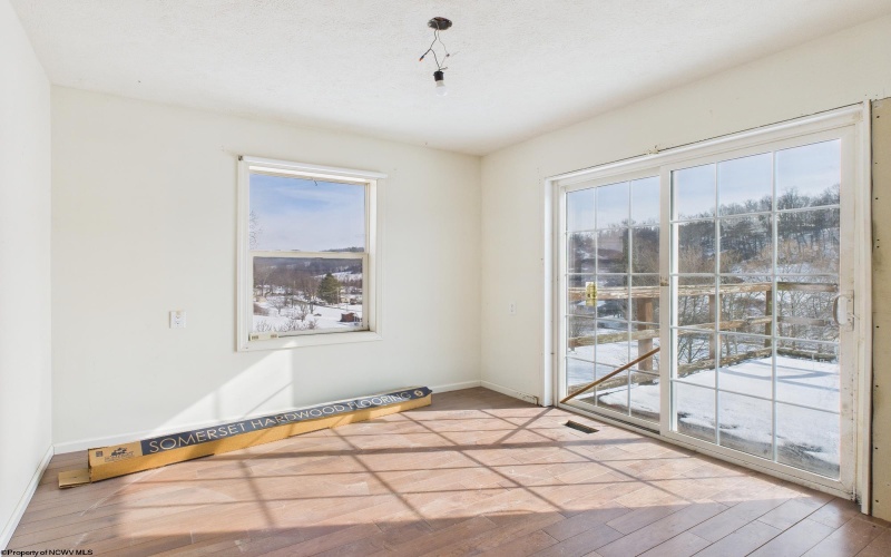 66 Hawks Nest Lane, Mount Clare, West Virginia 26408, 5 Bedrooms Bedrooms, 9 Rooms Rooms,4 BathroomsBathrooms,Single Family Detached,For Sale,Hawks Nest,10163283