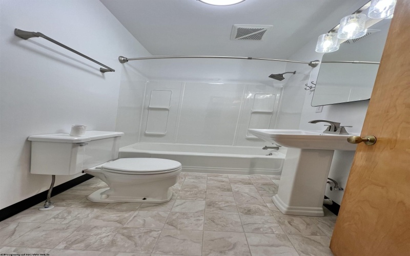 803 Kuntz Street, Weston, West Virginia 26452, ,Multi-unit/income,For Sale,Kuntz,10163287