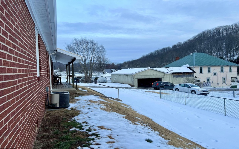 803 Kuntz Street, Weston, West Virginia 26452, ,Multi-unit/income,For Sale,Kuntz,10163287