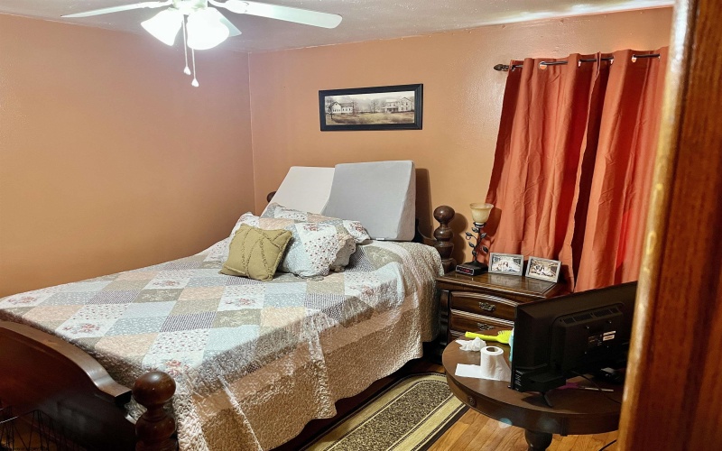 803 Kuntz Street, Weston, West Virginia 26452, ,Multi-unit/income,For Sale,Kuntz,10163287