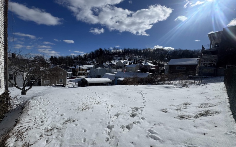 371 Hickman Street, Clarksburg, West Virginia 26301, 3 Bedrooms Bedrooms, 8 Rooms Rooms,1 BathroomBathrooms,Single Family Detached,For Sale,Hickman,10163294