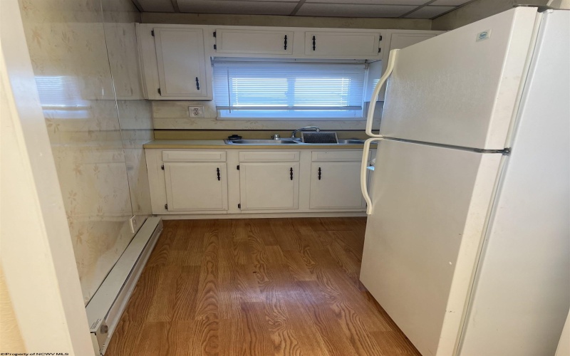 230 Cornell Avenue, Morgantown, West Virginia 26505, 2 Bedrooms Bedrooms, 5 Rooms Rooms,1 BathroomBathrooms,Residential Rentals,For Rent,Cornell,10163289