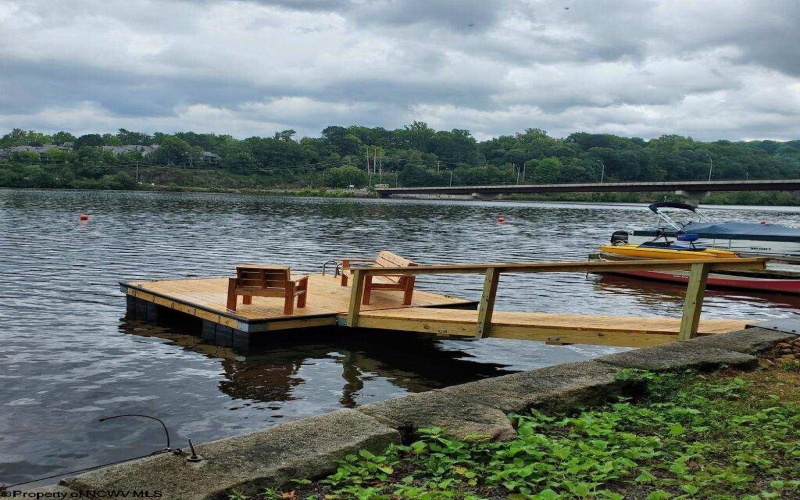 20 Cheat Canyon Park Drive, Morgantown, West Virginia 26508, 1 Bedroom Bedrooms, 5 Rooms Rooms,1 BathroomBathrooms,Residential Rentals,For Rent,Cheat Canyon Park,10163290