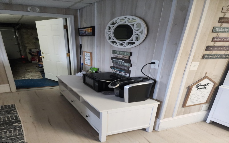 20 Cheat Canyon Park Drive, Morgantown, West Virginia 26508, 1 Bedroom Bedrooms, 5 Rooms Rooms,1 BathroomBathrooms,Residential Rentals,For Rent,Cheat Canyon Park,10163290