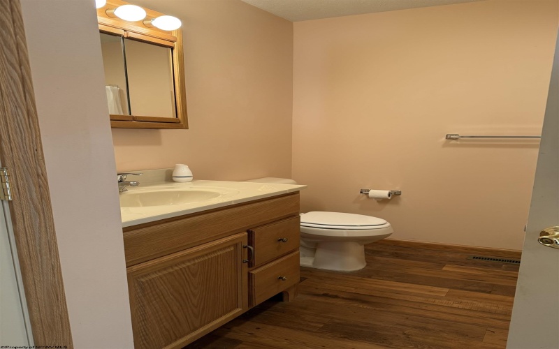 20 Northview Drive, Elkins, West Virginia 26241, 2 Bedrooms Bedrooms, 6 Rooms Rooms,1 BathroomBathrooms,Single Family Detached,For Sale,Northview,10163293