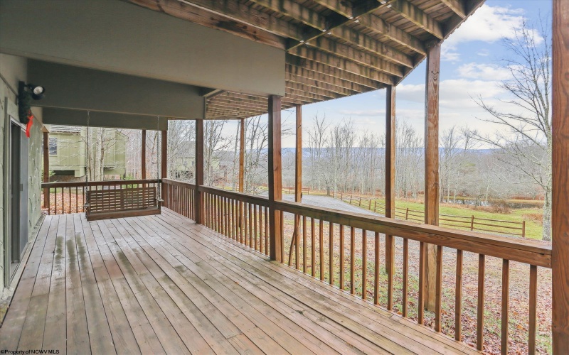 199 Treetop Lane, Davis, West Virginia 26260, 4 Bedrooms Bedrooms, 8 Rooms Rooms,3 BathroomsBathrooms,Single Family Detached,For Sale,Treetop,10152009 199 Treetop Lane, Davis, West Virginia 26260, 4 Bedrooms Bedrooms, 8 Rooms Rooms,3 BathroomsBathrooms,Single Family Detached,For Sale,Treetop,10152009