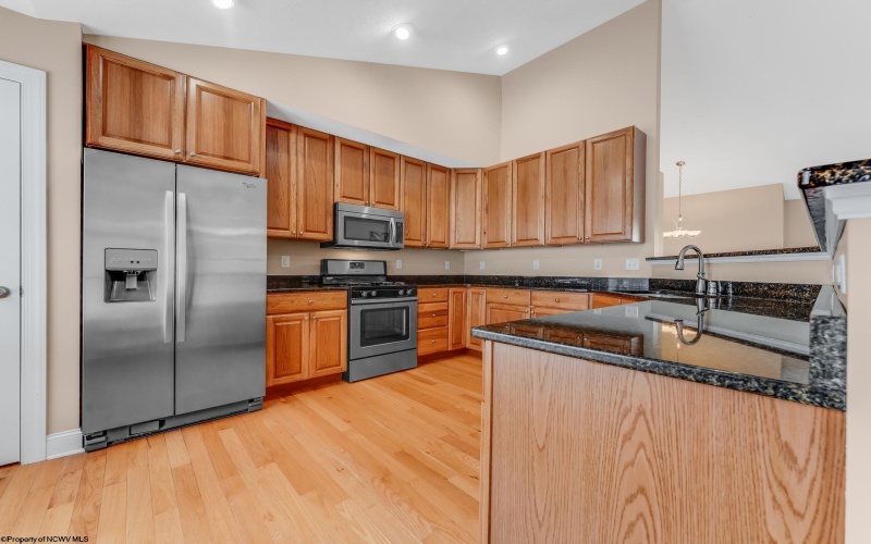 1 Stone Creek Drive, Morgantown, West Virginia 26508, 3 Bedrooms Bedrooms, 8 Rooms Rooms,3 BathroomsBathrooms,Single Family Detached,For Sale,Stone Creek,10163288