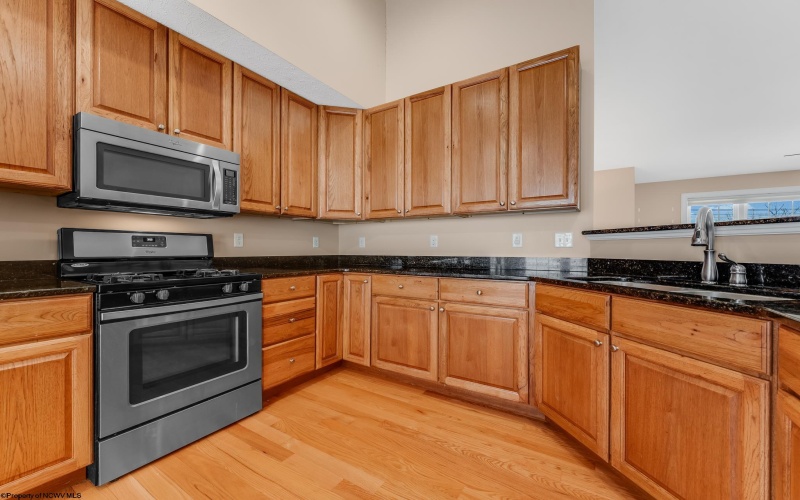 1 Stone Creek Drive, Morgantown, West Virginia 26508, 3 Bedrooms Bedrooms, 8 Rooms Rooms,3 BathroomsBathrooms,Single Family Detached,For Sale,Stone Creek,10163288