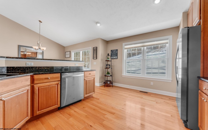 1 Stone Creek Drive, Morgantown, West Virginia 26508, 3 Bedrooms Bedrooms, 8 Rooms Rooms,3 BathroomsBathrooms,Single Family Detached,For Sale,Stone Creek,10163288