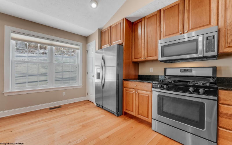 1 Stone Creek Drive, Morgantown, West Virginia 26508, 3 Bedrooms Bedrooms, 8 Rooms Rooms,3 BathroomsBathrooms,Single Family Detached,For Sale,Stone Creek,10163288