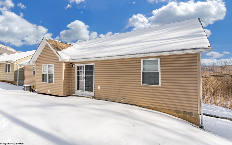 1 Stone Creek Drive, Morgantown, West Virginia 26508, 3 Bedrooms Bedrooms, 8 Rooms Rooms,3 BathroomsBathrooms,Single Family Detached,For Sale,Stone Creek,10163288