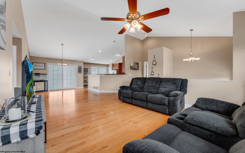 1 Stone Creek Drive, Morgantown, West Virginia 26508, 3 Bedrooms Bedrooms, 8 Rooms Rooms,3 BathroomsBathrooms,Single Family Detached,For Sale,Stone Creek,10163288