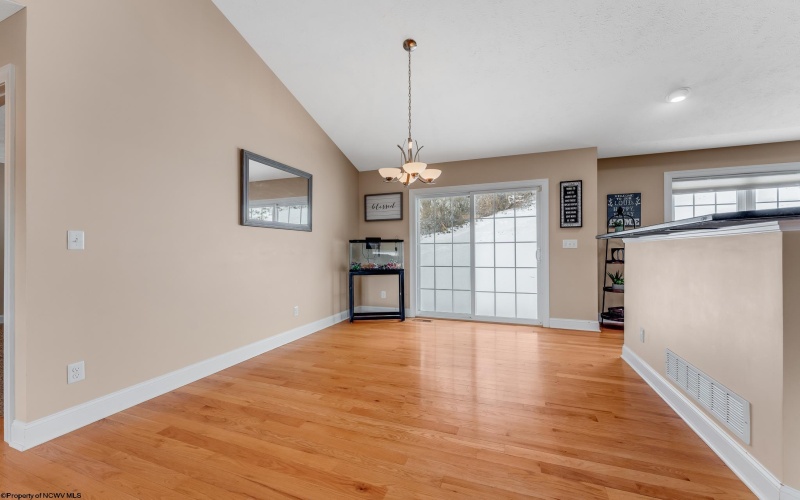 1 Stone Creek Drive, Morgantown, West Virginia 26508, 3 Bedrooms Bedrooms, 8 Rooms Rooms,3 BathroomsBathrooms,Single Family Detached,For Sale,Stone Creek,10163288