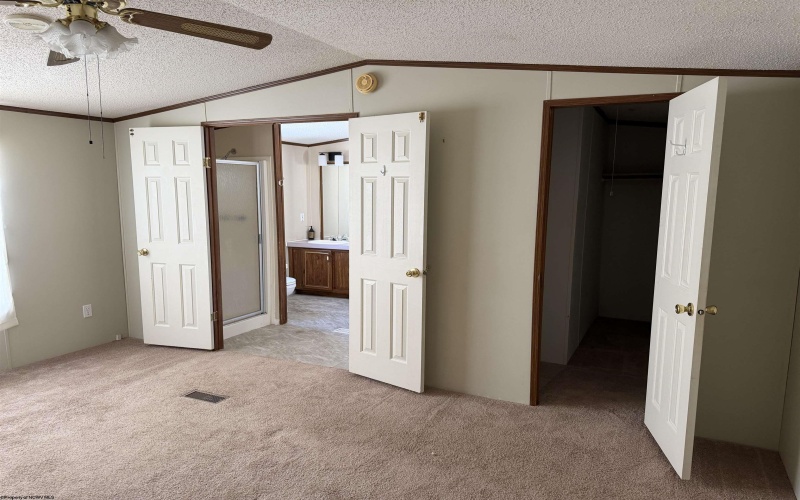 106 Levels Road, Fairmont, West Virginia 26554, 2 Bedrooms Bedrooms, 7 Rooms Rooms,2 BathroomsBathrooms,Single Family Detached,For Sale,Levels,10163295