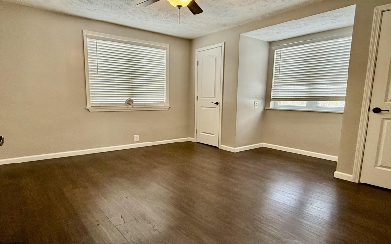 1563 Fairmont Avenue, Fairmont, West Virginia 26554, 3 Bedrooms Bedrooms, 7 Rooms Rooms,3 BathroomsBathrooms,Single Family Detached,For Sale,Fairmont,10163304