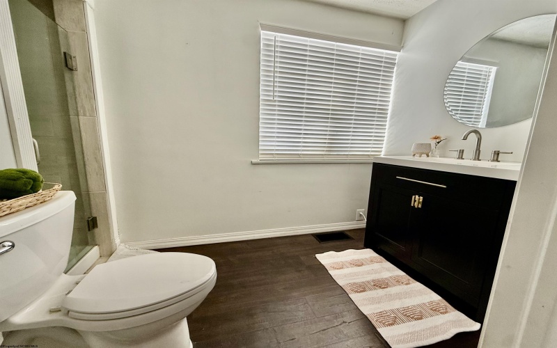 1563 Fairmont Avenue, Fairmont, West Virginia 26554, 3 Bedrooms Bedrooms, 7 Rooms Rooms,3 BathroomsBathrooms,Single Family Detached,For Sale,Fairmont,10163304