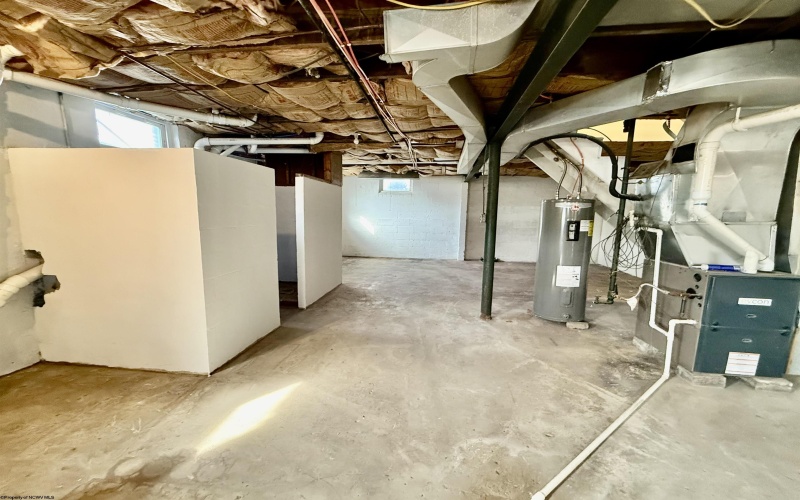 1563 Fairmont Avenue, Fairmont, West Virginia 26554, 3 Bedrooms Bedrooms, 7 Rooms Rooms,3 BathroomsBathrooms,Single Family Detached,For Sale,Fairmont,10163304