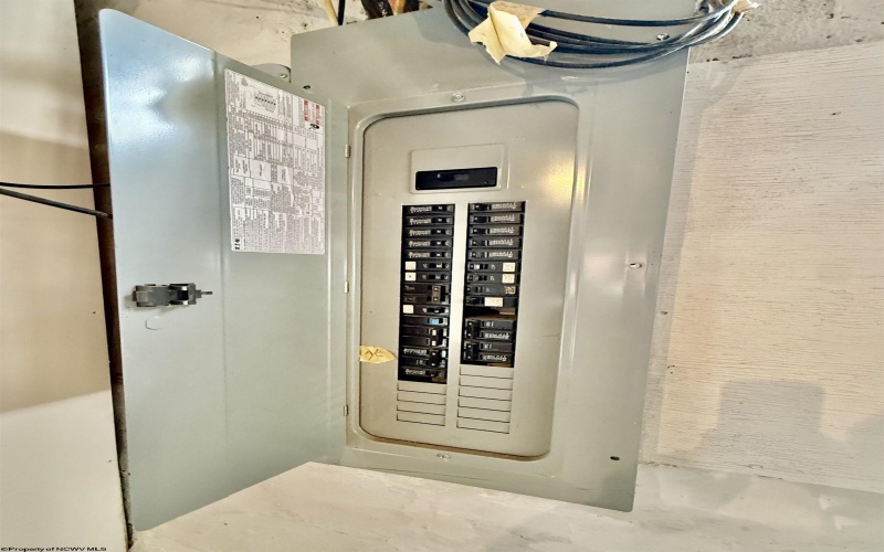 1563 Fairmont Avenue, Fairmont, West Virginia 26554, 3 Bedrooms Bedrooms, 7 Rooms Rooms,3 BathroomsBathrooms,Single Family Detached,For Sale,Fairmont,10163304