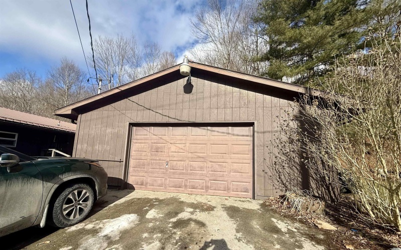 181 Oates Lane, Ellamore, West Virginia 26267, 3 Bedrooms Bedrooms, 5 Rooms Rooms,1 BathroomBathrooms,Single Family Detached,For Sale,Oates,10163317