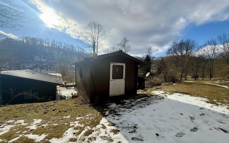 181 Oates Lane, Ellamore, West Virginia 26267, 3 Bedrooms Bedrooms, 5 Rooms Rooms,1 BathroomBathrooms,Single Family Detached,For Sale,Oates,10163317