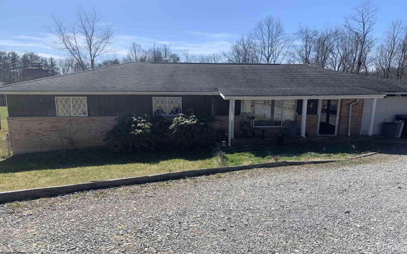 7100 Calhoun Highway, Mount Zion, West Virginia 26151, 3 Bedrooms Bedrooms, 8 Rooms Rooms,2 BathroomsBathrooms,Single Family Detached,For Sale,Calhoun,10163305