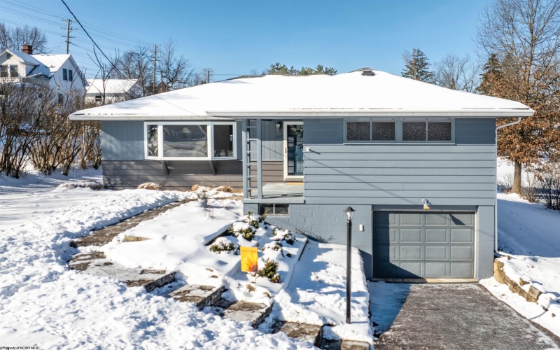 1217 Corvet Avenue, Morgantown, West Virginia 26505, 3 Bedrooms Bedrooms, 6 Rooms Rooms,2 BathroomsBathrooms,Single Family Detached,For Sale,Corvet,10163306