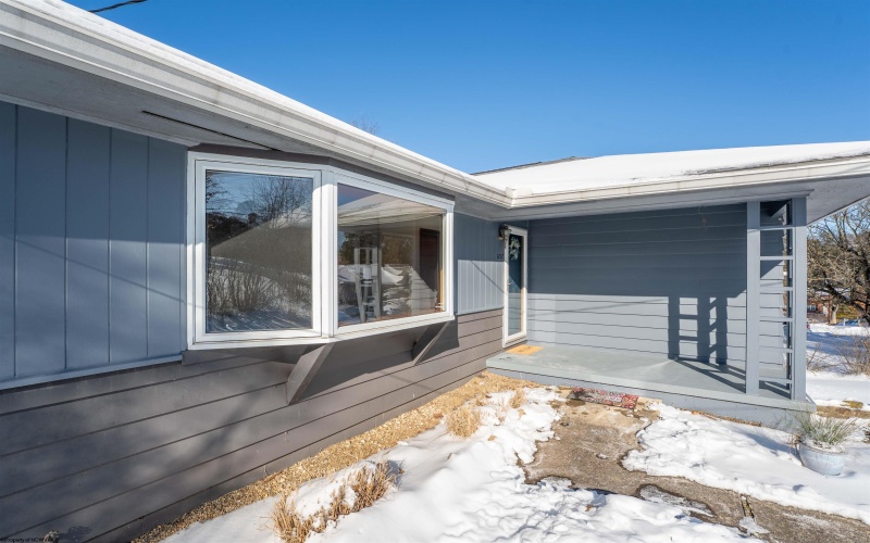 1217 Corvet Avenue, Morgantown, West Virginia 26505, 3 Bedrooms Bedrooms, 6 Rooms Rooms,2 BathroomsBathrooms,Single Family Detached,For Sale,Corvet,10163306