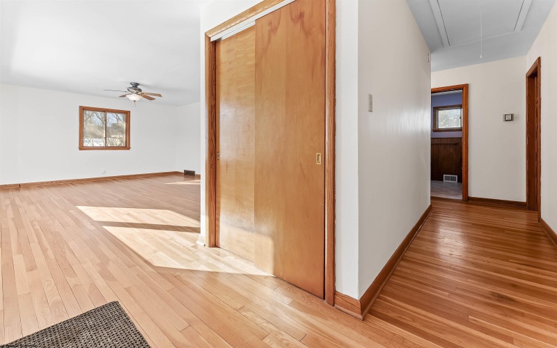 1217 Corvet Avenue, Morgantown, West Virginia 26505, 3 Bedrooms Bedrooms, 6 Rooms Rooms,2 BathroomsBathrooms,Single Family Detached,For Sale,Corvet,10163306