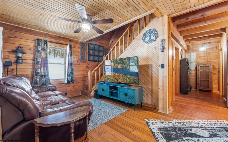 2032 Digman Road, Philippi, West Virginia 26416, 3 Bedrooms Bedrooms, 5 Rooms Rooms,1 BathroomBathrooms,Single Family Detached,For Sale,Digman,10163313