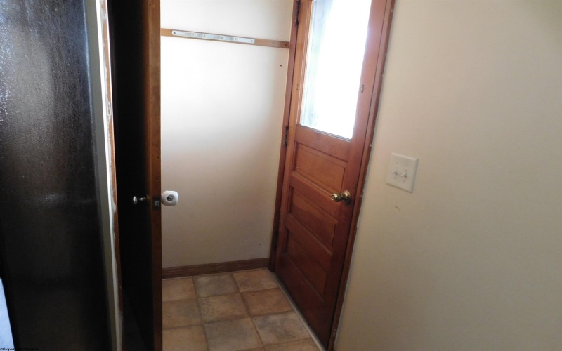 1126 Park Drive, Fairmont, West Virginia 26554, 2 Bedrooms Bedrooms, 5 Rooms Rooms,2 BathroomsBathrooms,Single Family Detached,For Sale,Park,10163307