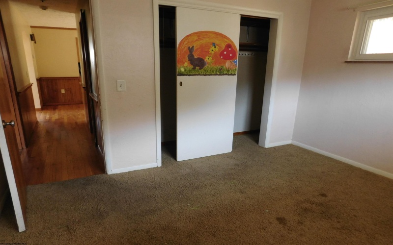 1126 Park Drive, Fairmont, West Virginia 26554, 2 Bedrooms Bedrooms, 5 Rooms Rooms,2 BathroomsBathrooms,Single Family Detached,For Sale,Park,10163307