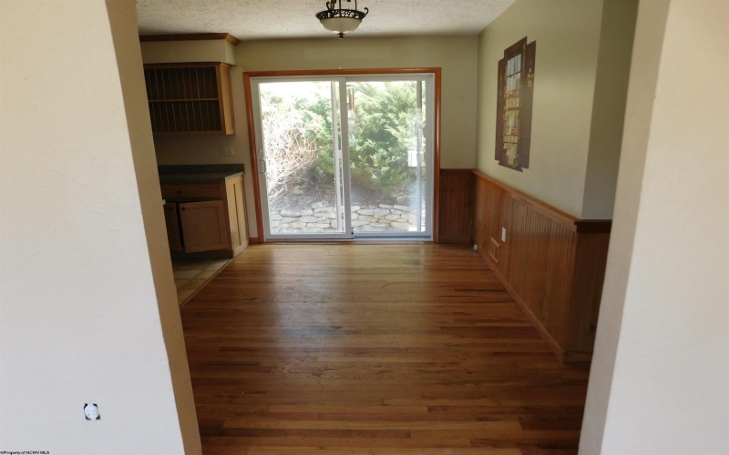 1126 Park Drive, Fairmont, West Virginia 26554, 2 Bedrooms Bedrooms, 5 Rooms Rooms,2 BathroomsBathrooms,Single Family Detached,For Sale,Park,10163307