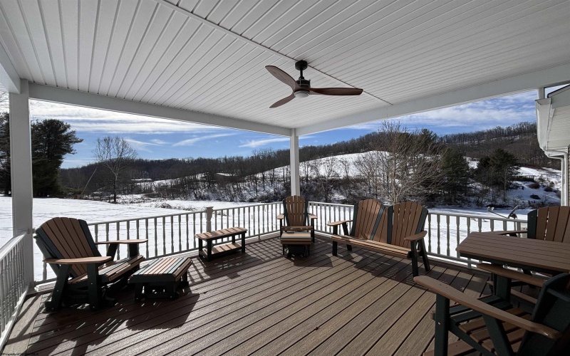 2704 Sycamore Road, Clarksburg, West Virginia 26301-5802, 2 Bedrooms Bedrooms, 5 Rooms Rooms,2 BathroomsBathrooms,Single Family Detached,For Sale,Sycamore,10163314