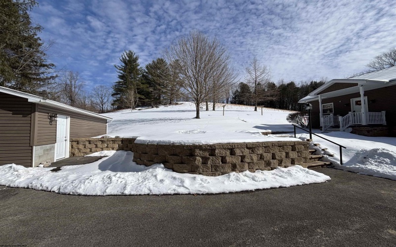 2704 Sycamore Road, Clarksburg, West Virginia 26301-5802, 2 Bedrooms Bedrooms, 5 Rooms Rooms,2 BathroomsBathrooms,Single Family Detached,For Sale,Sycamore,10163314