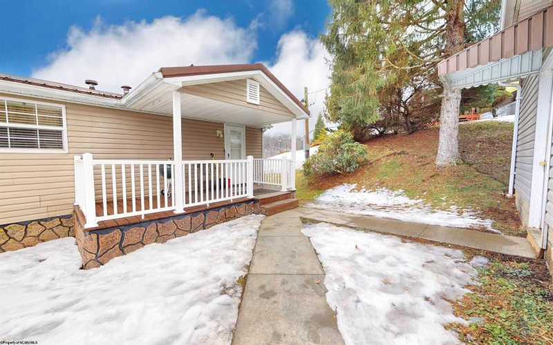 146 BOYLEN Avenue, Grafton, West Virginia 26354, 3 Bedrooms Bedrooms, 9 Rooms Rooms,2 BathroomsBathrooms,Single Family Detached,For Sale,BOYLEN,10163318