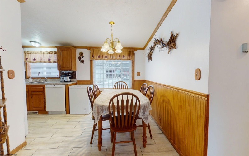 146 BOYLEN Avenue, Grafton, West Virginia 26354, 3 Bedrooms Bedrooms, 9 Rooms Rooms,2 BathroomsBathrooms,Single Family Detached,For Sale,BOYLEN,10163318