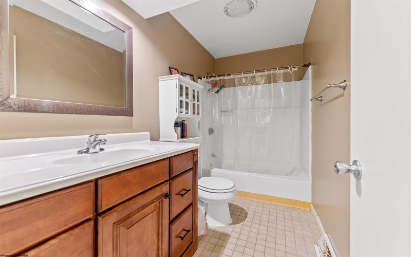 990 Northwestern Avenue, Morgantown, West Virginia 26505, 2 Bedrooms Bedrooms, 6 Rooms Rooms,1 BathroomBathrooms,Single Family Attached,For Sale,Northwestern,10163322 990 Northwestern Avenue, Morgantown, West Virginia 26505, 2 Bedrooms Bedrooms, 6 Rooms Rooms,1 BathroomBathrooms,Single Family Attached,For Sale,Northwestern,10163322