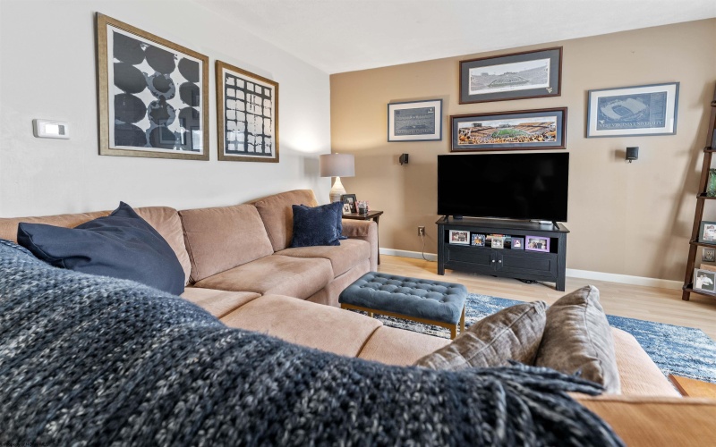 990 Northwestern Avenue, Morgantown, West Virginia 26505, 2 Bedrooms Bedrooms, 6 Rooms Rooms,1 BathroomBathrooms,Single Family Attached,For Sale,Northwestern,10163322 990 Northwestern Avenue, Morgantown, West Virginia 26505, 2 Bedrooms Bedrooms, 6 Rooms Rooms,1 BathroomBathrooms,Single Family Attached,For Sale,Northwestern,10163322