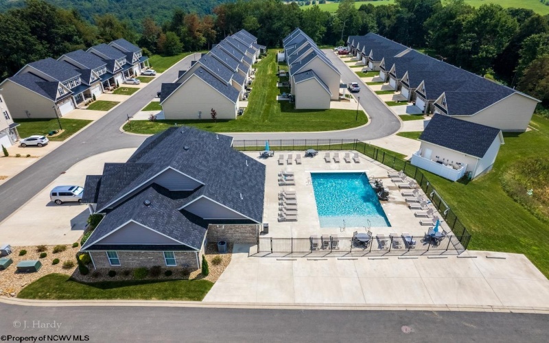 284 Red Oak Lane, Morgantown, West Virginia 26501, 3 Bedrooms Bedrooms, 7 Rooms Rooms,2 BathroomsBathrooms,Single Family Attached,For Sale,Red Oak,10163326