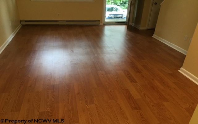 20 Marcus Drive, Morgantown, West Virginia 26501, 2 Bedrooms Bedrooms, 5 Rooms Rooms,1 BathroomBathrooms,Single Family Attached,For Sale,Marcus,10163331