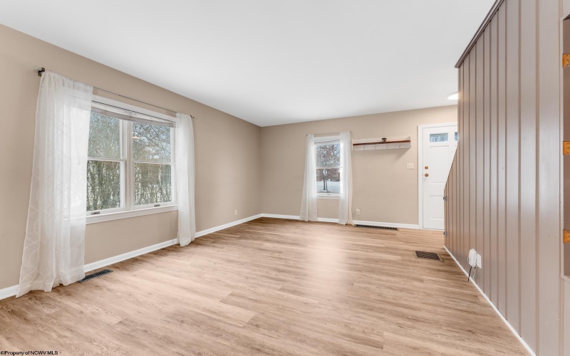 381 Laurel Street, Morgantown, West Virginia 26505, 2 Bedrooms Bedrooms, 4 Rooms Rooms,1 BathroomBathrooms,Single Family Detached,For Sale,Laurel,10163323