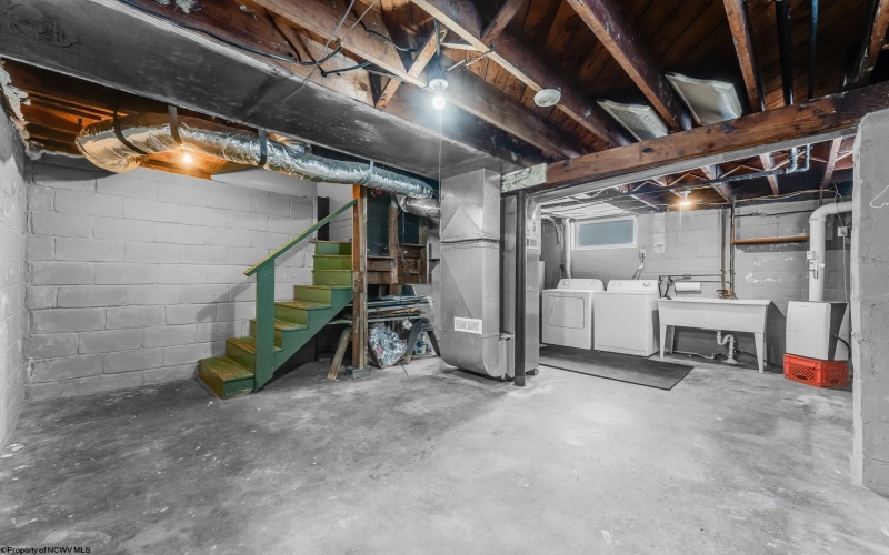 381 Laurel Street, Morgantown, West Virginia 26505, 2 Bedrooms Bedrooms, 4 Rooms Rooms,1 BathroomBathrooms,Single Family Detached,For Sale,Laurel,10163323